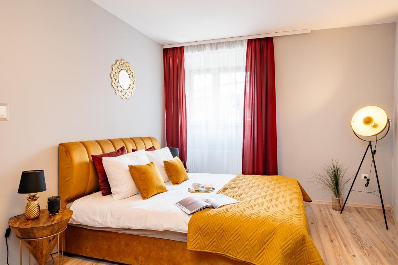 W11 - Loftaffair Aparthotel Krasków Εξωτερικό φωτογραφία