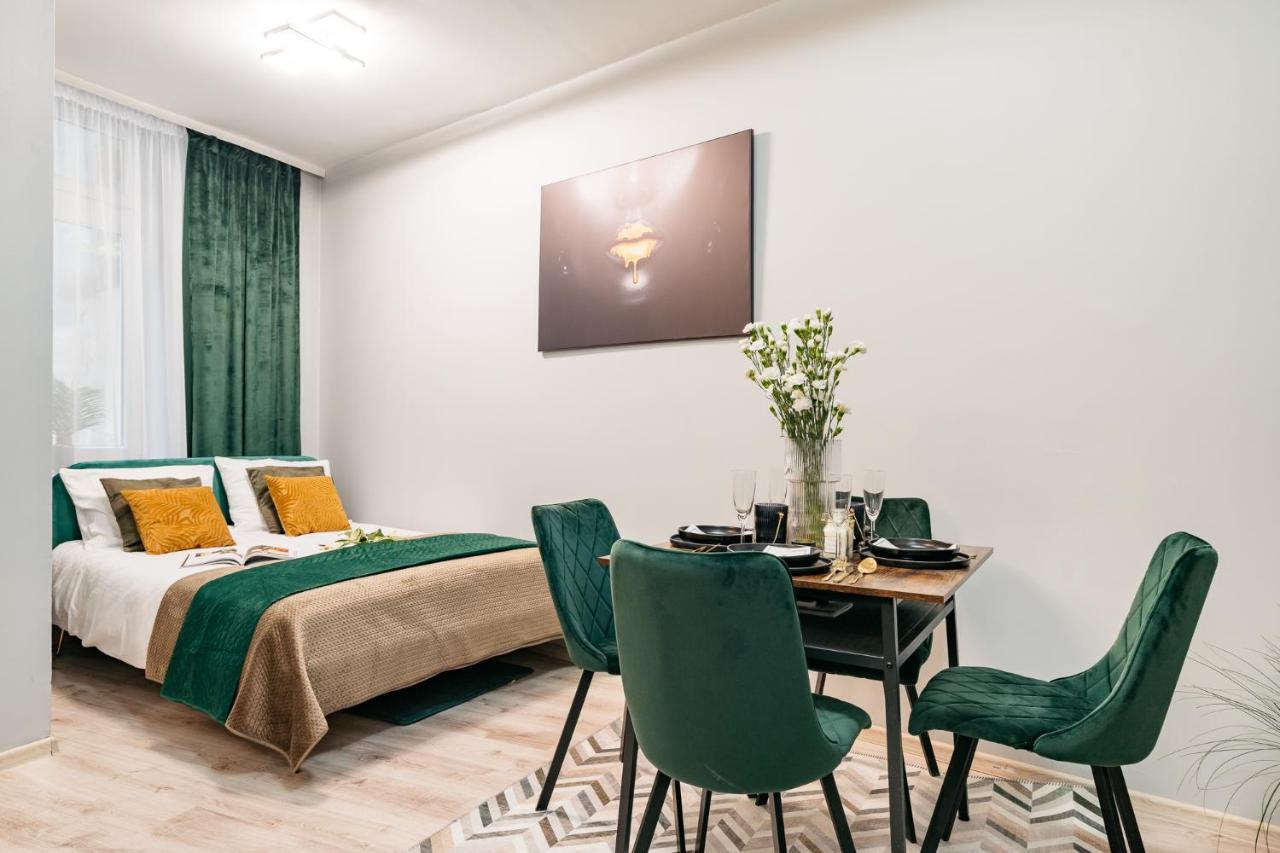 W11 - Loftaffair Aparthotel Krasków Εξωτερικό φωτογραφία