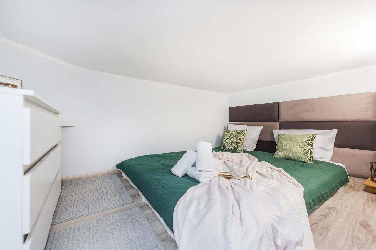 W11 - Loftaffair Aparthotel Krasków Εξωτερικό φωτογραφία